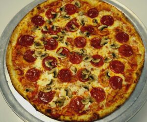 Mushroom & Pepperoni Pizza
